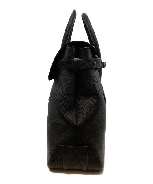HERGOPOCH（エルゴポック）HERGOPOCH (エルゴポック) エンボスレザーフラップトートバッグ ブラックの古着・服飾アイテム