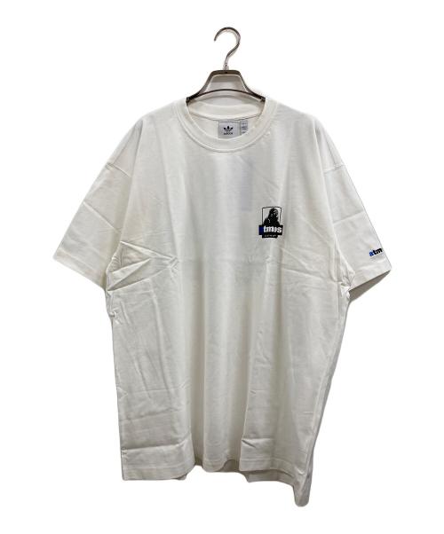 adidas（アディダス）adidas (アディダス) X-LARGE (エクストララージ) atmos (アトモス) プリントTシャツ ホワイト サイズ:3XO 未使用品の古着・服飾アイテム