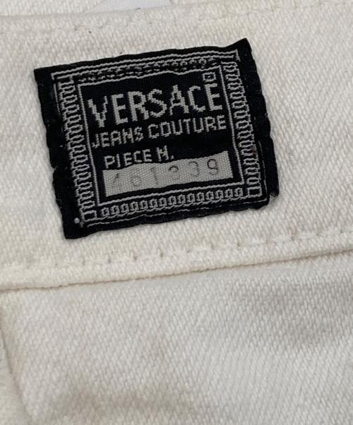 VERSACE JEANS COUTURE（ヴェルサーチ ジーンズクチュール）VERSACE JEANS COUTURE (ヴェルサーチ ジーンズクチュール) デニムパンツ ホワイト サイズ:78.5cm (W31)の古着・服飾アイテム