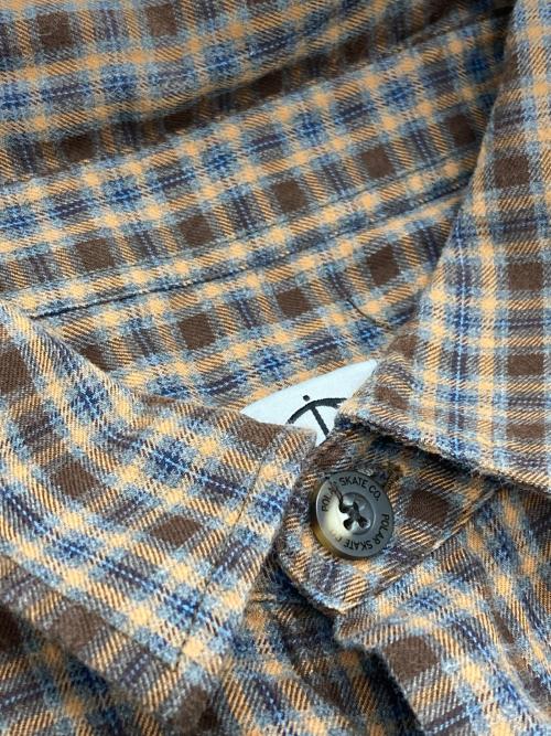 POLAR SKATE CO.（ポーラースケートカンパニー）POLAR SKATE CO. (ポーラースケートカンパニー) MITCHELL POPLIN SHIRT ベージュ サイズ:Mの古着・服飾アイテム