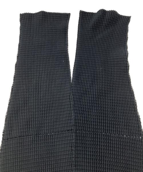 me ISSEY MIYAKE（ミーイッセイ ミヤケ）me ISSEY MIYAKE (ミーイッセイ ミヤケ) 長袖カットソー ブラック サイズ:FREEの古着・服飾アイテム