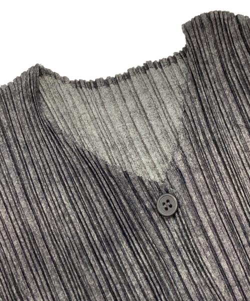 PLEATS PLEASE（プリーツプリーズ）PLEATS PLEASE (プリーツプリーズ) むら染め転写プリントプリーツカーディガン グレー サイズ:3の古着・服飾アイテム