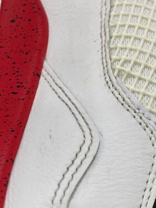 NIKE（ナイキ）NIKE (ナイキ) AIR JORDAN 4 RETRO ホワイト サイズ:28.5の古着・服飾アイテム