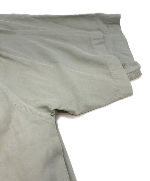 ATON（エイトン）ATON (エイトン) COTTON SILK VIERA LOOSE FIT HALF SLEEVE SHIRT グリーン サイズ:46 未使用品の古着・服飾アイテム
