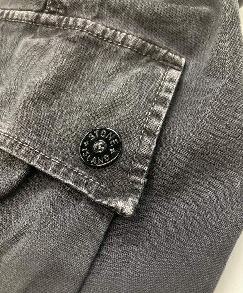 STONE ISLAND（ストーンアイランド）STONE ISLAND (ストーンアイランド) OLD EFFECT カーゴパンツ ブラック サイズ: 86cm (W34)の古着・服飾アイテム