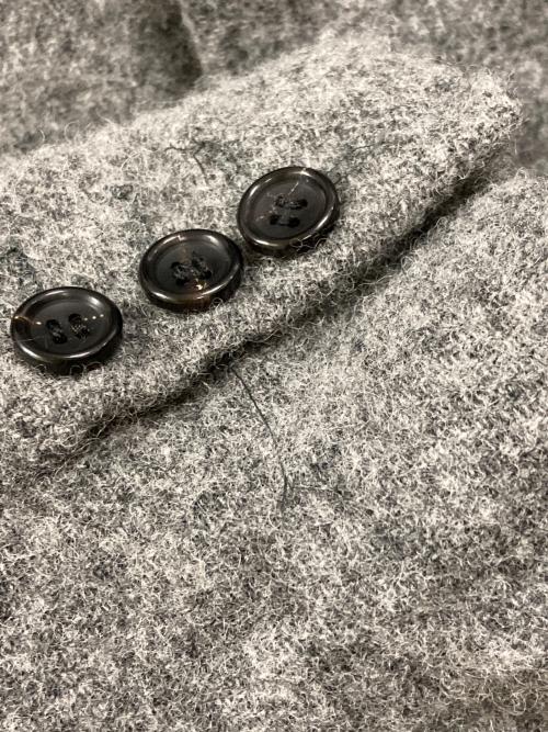 COMME des GARCONS COMME des GARCONS（コムデギャルソン コムデギャルソン）COMME des GARCONS COMME des GARCONS (コムデギャルソン コムデギャルソン) フリル ブラッシュ ジャケット グレー サイズ:Sの古着・服飾アイテム