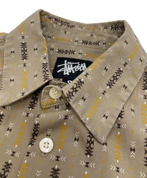stussy（ステューシー）stussy (ステューシー) エスニック柄半袖シャツ ベージュ サイズ:Sの古着・服飾アイテム