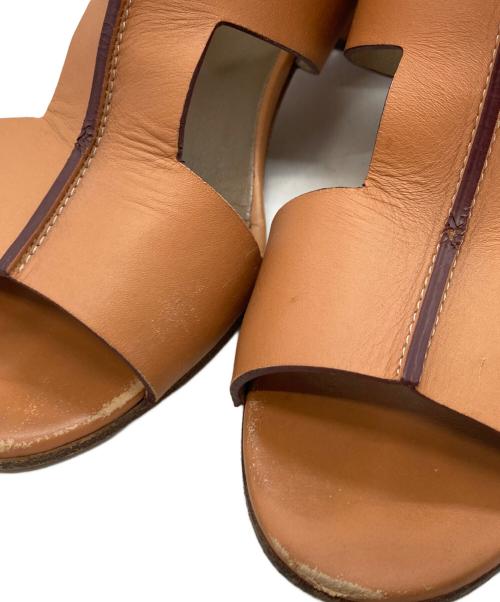 HERMES（エルメス）HERMES (エルメス) オスティアレザーサンダル ベージュ サイズ:38.5の古着・服飾アイテム