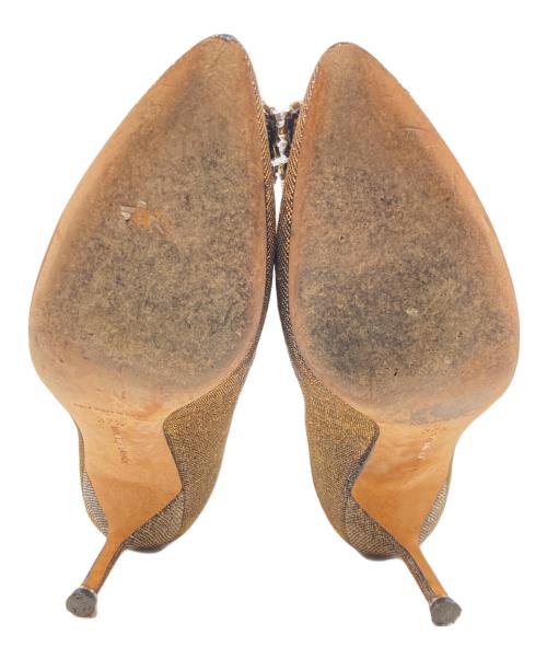 Manolo Blahnik（マノロ ブラニク）Manolo Blahnik (マノロ ブラニク) HANGISI GLITTER シルバー サイズ:37.5の古着・服飾アイテム
