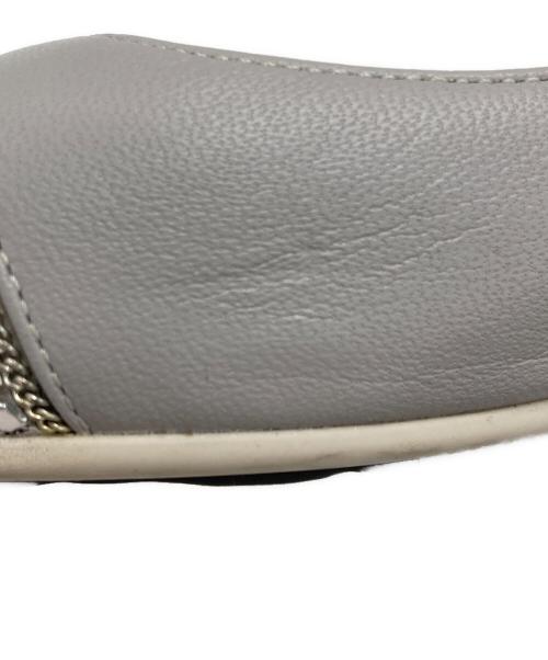 JIMMY CHOO（ジミーチュウ）JIMMY CHOO (ジミーチュウ) フラットシューズ グレー サイズ:37.5の古着・服飾アイテム