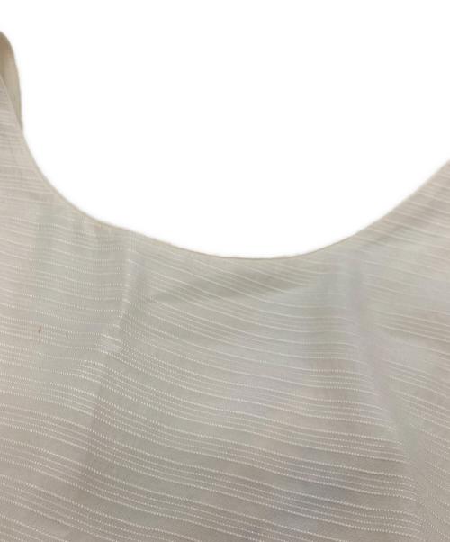LORO PIANA（ロロピアーナ）LORO PIANA (ロロピアーナ) シルクノースリーブワンピース ホワイト サイズ:46の古着・服飾アイテム