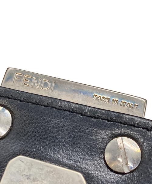 FENDI（フェンディ）FENDI (フェンディ) クロワッサンショルダーバッグ ブラックの古着・服飾アイテム