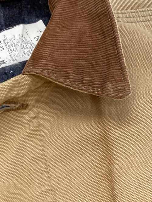 CarHartt（カーハート）CarHartt (カーハート) ブランケットライナートラッカージャケット ベージュ サイズ:40の古着・服飾アイテム