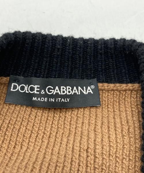 DOLCE & GABBANA（ドルチェ＆ガッバーナ）DOLCE & GABBANA (ドルチェ＆ガッバーナ) ロゴVネックカーディガン ブラウン サイズ:Ⅿの古着・服飾アイテム