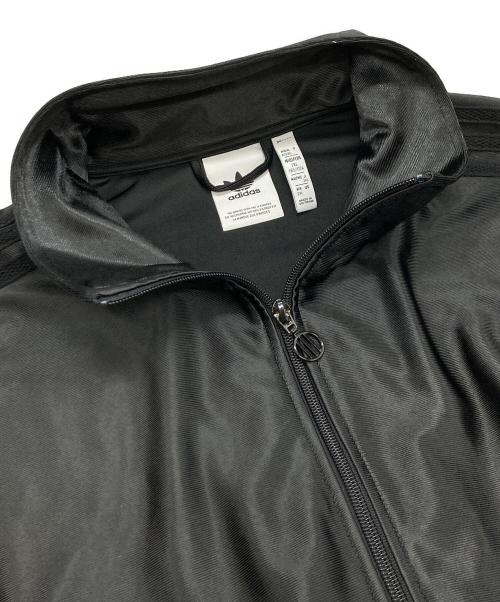 adidas（アディダス）adidas (アディダス) Q3 オーバーサイズ トラックトップ ブラック サイズ:3XLの古着・服飾アイテム