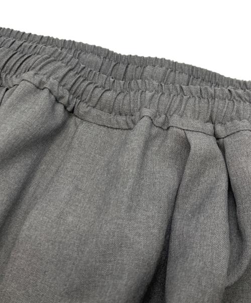 DAIWA PIER39（ダイワ ピア39）DAIWA PIER39 (ダイワ ピア39) TECH WIDE EASY 2P TROUSERS グレー サイズ:FREEの古着・服飾アイテム