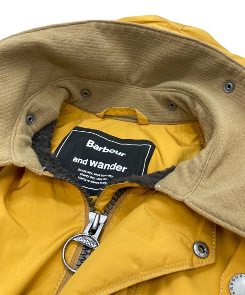 and wander（アンドワンダー）and wander (アンドワンダー) Barbour (バブアー) リップフード ジャケット イエロー サイズ:3の古着・服飾アイテム