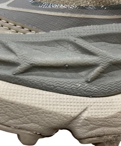 HOKA（ホカ）HOKA (ホカ) STINSON ONE7 ベージュ サイズ:26.0の古着・服飾アイテム