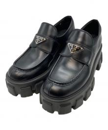 PRADA（プラダ）の古着「モノリス ブラッシュドレザーローファー」｜ブラック