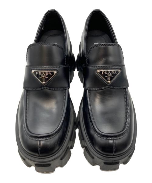 PRADA（プラダ）PRADA (プラダ) モノリス ブラッシュドレザーローファー ブラック サイズ:38.5の古着・服飾アイテム