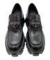 中古・古着 PRADA (プラダ) モノリス ブラッシュドレザーローファー ブラック サイズ:38.5：80000円