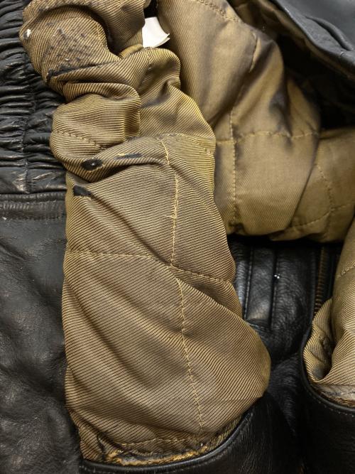 wilsons leather（ウィルソンズレザー）wilsons leather (ウィルソンズレザー) レザージャケット ブラック サイズ:Lの古着・服飾アイテム