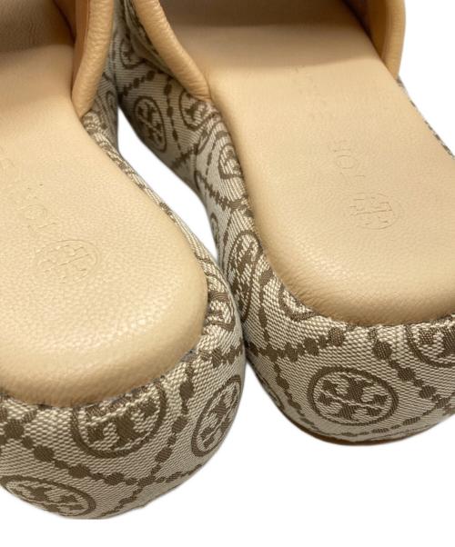 TORY BURCH（トリーバーチ）TORY BURCH (トリーバーチ) T MONOGRAM BUBBLE SLIDES ベージュ サイズ:7の古着・服飾アイテム