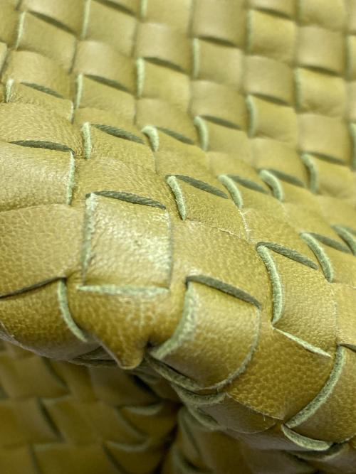 BOTTEGA VENETA（ボッテガベネタ）BOTTEGA VENETA (ボッテガベネタ) イントレチャートセミショルダーバッグ グリーンの古着・服飾アイテム