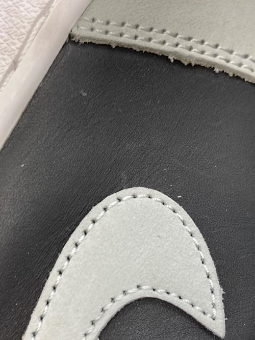 NIKE（ナイキ）NIKE (ナイキ) スニーカー グレー サイズ:27.5の古着・服飾アイテム
