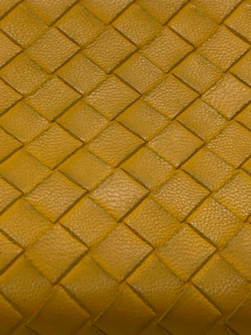 BOTTEGA VENETA（ボッテガベネタ）BOTTEGA VENETA (ボッテガベネタ) 長財布 イエローの古着・服飾アイテム