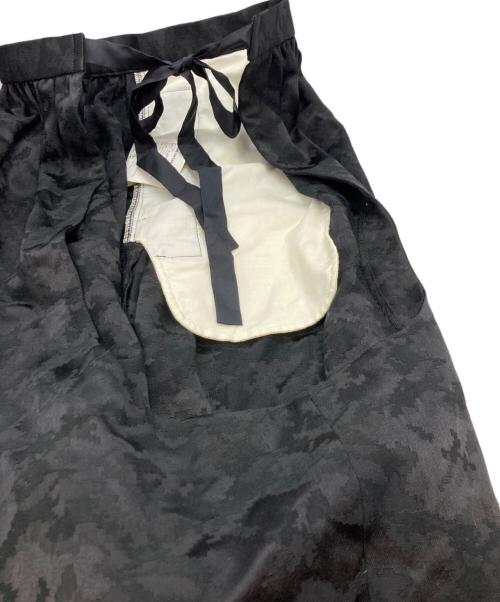 COMME des GARCONS（コムデギャルソン）COMME des GARCONS (コムデギャルソン) 総柄スカート ブラック サイズ:sの古着・服飾アイテム