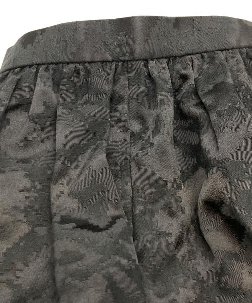 COMME des GARCONS（コムデギャルソン）COMME des GARCONS (コムデギャルソン) 総柄スカート ブラック サイズ:sの古着・服飾アイテム