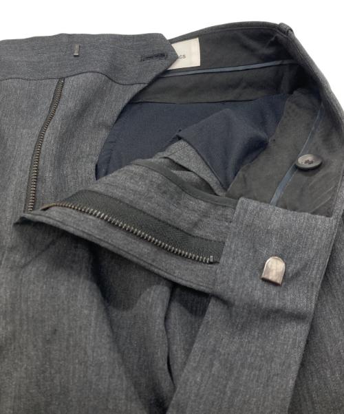 THE RERACS（ザ リラクス）THE RERACS (ザ リラクス) ストレートワイドスラックス グレー サイズ:48の古着・服飾アイテム