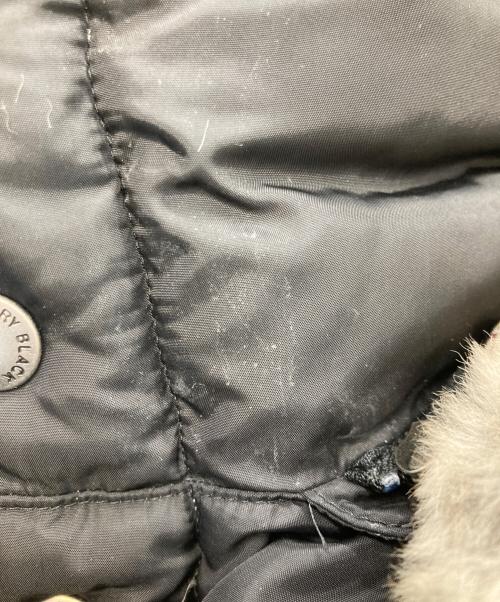 BURBERRY BLACK LABEL（バーバリーブラックレーベル）BURBERRY BLACK LABEL (バーバリーブラックレーベル) ラビットファーダウンジャケット ブラック サイズ:Mの古着・服飾アイテム