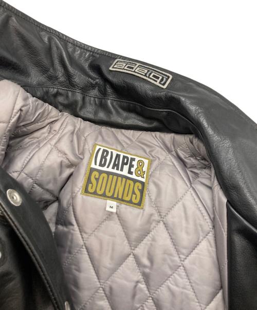 A BATHING APE（アベイシングエイプ）A BATHING APE (アベイシングエイプ) B)APE LEATHER VARSITY JACKET ブラック サイズ:Mの古着・服飾アイテム