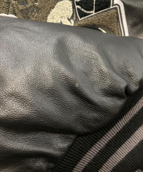 A BATHING APE（アベイシングエイプ）A BATHING APE (アベイシングエイプ) B)APE LEATHER VARSITY JACKET ブラック サイズ:Mの古着・服飾アイテム
