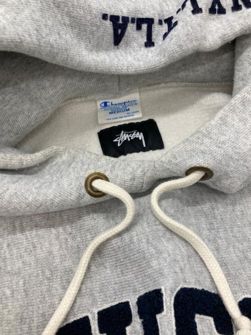 Champion（チャンピオン）Champion (チャンピオン) stussy (ステューシー) プルオーバーパーカー グレー サイズ:Mの古着・服飾アイテム