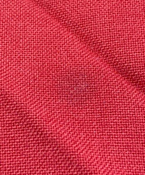 me ISSEY MIYAKE（ミーイッセイ ミヤケ）me ISSEY MIYAKE (ミーイッセイ ミヤケ) スタンドカラープリーツロングシャツ レッド サイズ:表記なしの古着・服飾アイテム