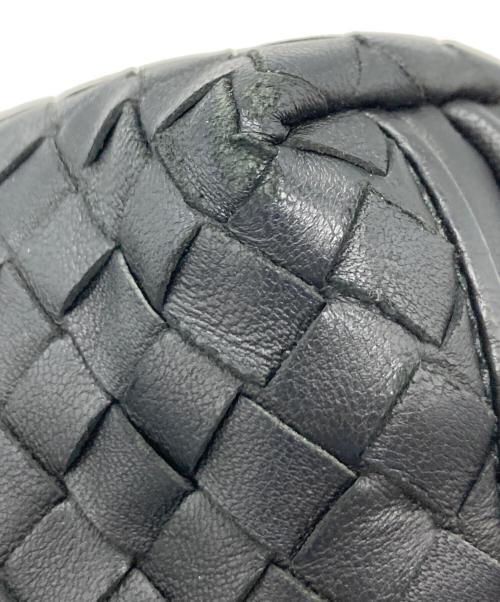 BOTTEGA VENETA（ボッテガベネタ）BOTTEGA VENETA (ボッテガベネタ) イントレチャートショルダーバッグ ブラックの古着・服飾アイテム