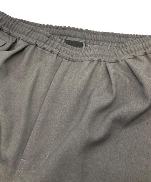 DAIWA PIER39（ダイワ ピア39）DAIWA PIER39 (ダイワ ピア39) TECH WIDE EASY 2P TROUSERS グレー サイズ:Ⅼの古着・服飾アイテム