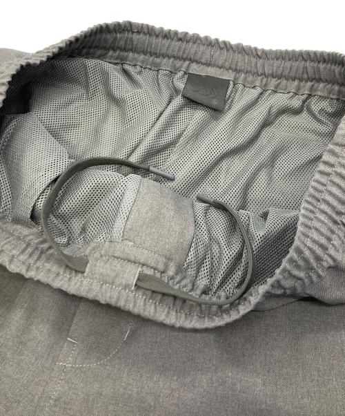 DAIWA PIER39（ダイワ ピア39）DAIWA PIER39 (ダイワ ピア39) TECH WIDE EASY 2P TROUSERS グレー サイズ:Ⅼの古着・服飾アイテム