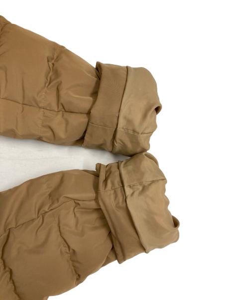 BLUE LABEL CRESTBRIDGE（ブルーレーベルクレストブリッジ）BLUE LABEL CRESTBRIDGE (ブルーレーベルクレストブリッジ) ファー付ダウンコート ベージュ サイズ:36の古着・服飾アイテム
