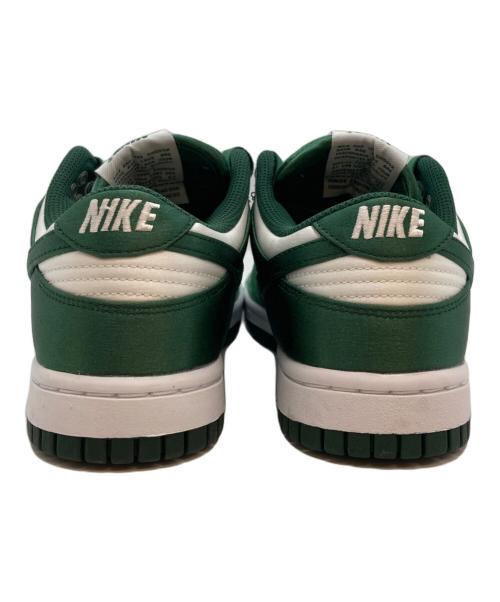 NIKE（ナイキ）NIKE (ナイキ) ローカットスニーカー ホワイト×グリーン サイズ:24㎝の古着・服飾アイテム