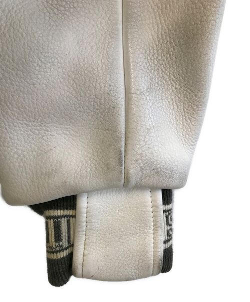 MOBSTYLES（モブスタイル）MOBSTYLES (モブスタイル) スタジャン ホワイト×グレー サイズ:ーの古着・服飾アイテム