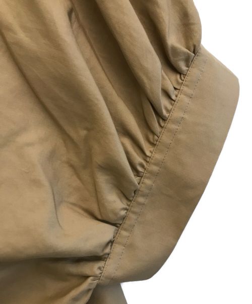 OSLOW（オスロー）OSLOW (オスロー) スタンドカラーロングワンピース ベージュ サイズ:Mの古着・服飾アイテム