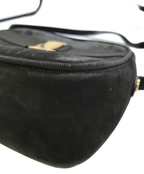 Salvatore Ferragamo（サルヴァトーレ フェラガモ）Salvatore Ferragamo (サルヴァトーレ フェラガモ) ヴァラリボンレザーショルダーバッグ ブラック サイズ:-の古着・服飾アイテム