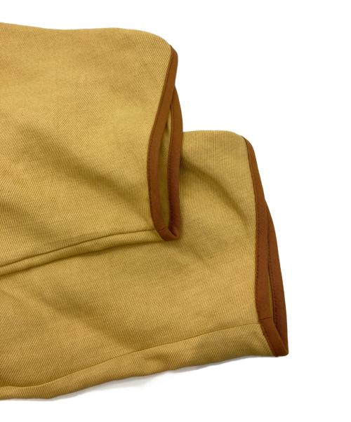 Aaron（アーロン）Aaron (アーロン) ワンピース ベージュ サイズ:36 未使用品の古着・服飾アイテム