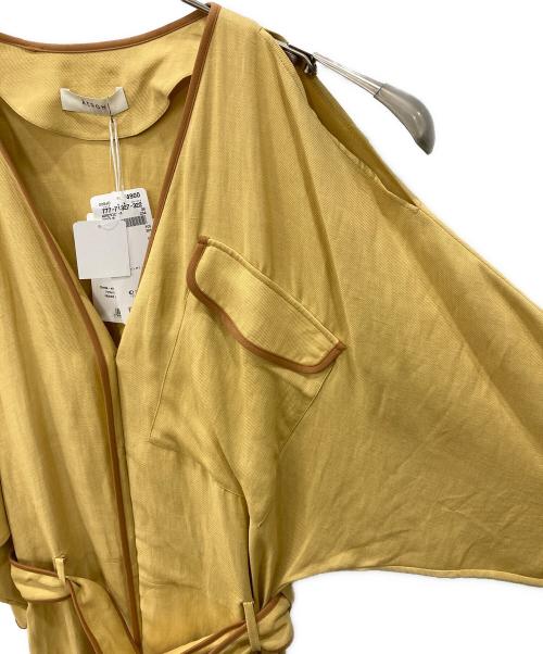 Aaron（アーロン）Aaron (アーロン) ワンピース ベージュ サイズ:36 未使用品の古着・服飾アイテム