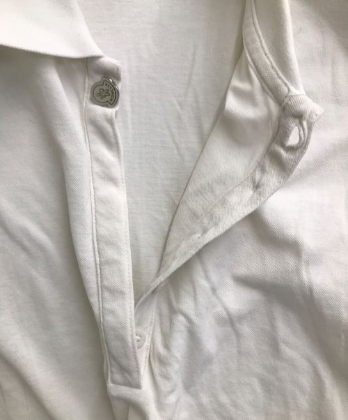 MONCLER（モンクレール）MONCLER (モンクレール) ポロシャツ ホワイト サイズ:SIZESの古着・服飾アイテム