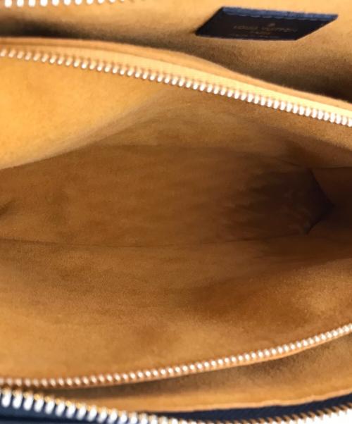 LOUIS VUITTON（ルイ ヴィトン）LOUIS VUITTON (ルイ ヴィトン) クッサンMM/ラムレザー・カーフレザー チェーンショルダーバッグ /M57783 ブラック サイズ:-の古着・服飾アイテム